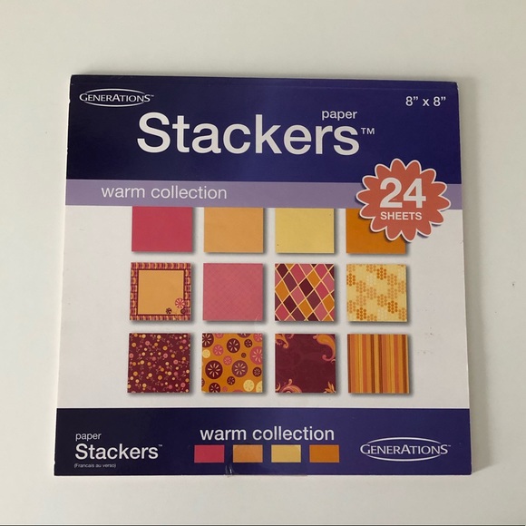 Red scrapbook with papers - Picture 4 of 4